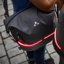 Eclairage OSRAM Light Me Up Pour Sac à Dos Vaude -Vélo Soldes eclairage osram light me up pour sac a dos vaude full 5