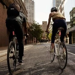 Feu Stop Arrière Vélo Automatique USB Burner Brake 11 Feu Stop Arrière Vélo Automatique USB Burner Brake -Vélo Soldes feu stop arriere velo automatique usb burner brake full 6