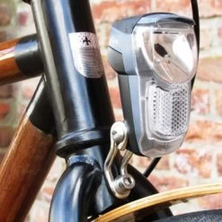 Busch-mueller Feu Sur Fourche Vélo Chargement USB IQ Eyro Busch And Muller 9 Busch-mueller Feu Sur Fourche Vélo Chargement USB IQ Eyro Busch And Muller -Vélo Soldes feu sur fourche velo chargement usb iq eyro busch and muller full 4