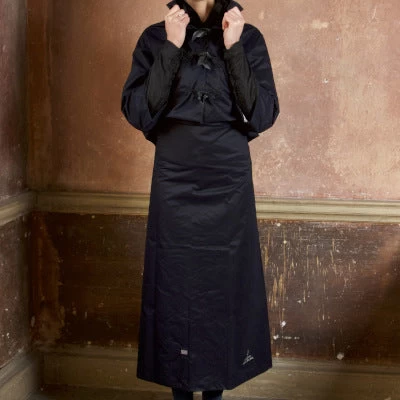 Jupe Imperméable De Vélo Pour Cycliste Femme Rainwrap - Navy 3 Jupe Imperméable De Vélo Pour Cycliste Femme Rainwrap - Navy – Image 3