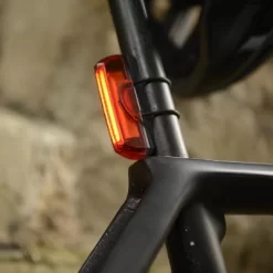 Phare Arrière Vélo Rechargeable USB Slimline Ultratorch Oxford 8 Phare Arrière Vélo Rechargeable USB Slimline Ultratorch Oxford -Vélo Soldes phare arriere velo rechargeable usb slimline ultratorch oxford full 3